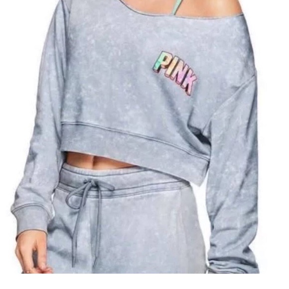 NWT VS PINK cropped sweatshirt - Picture 2 of 8